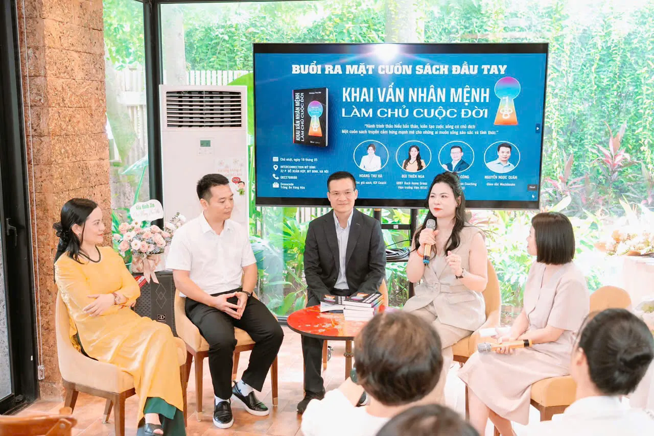 Buổi ra mắt sách Khai Vấn Nhân Mệnh – Làm Chủ Cuộc Đời
